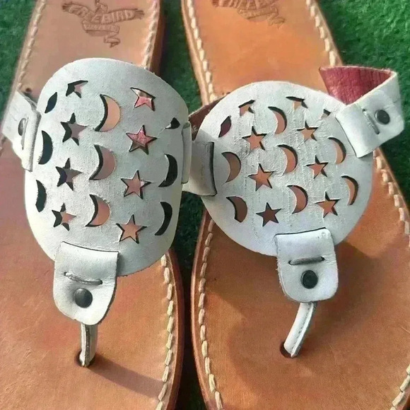 Freebird - Picture 2 of 4